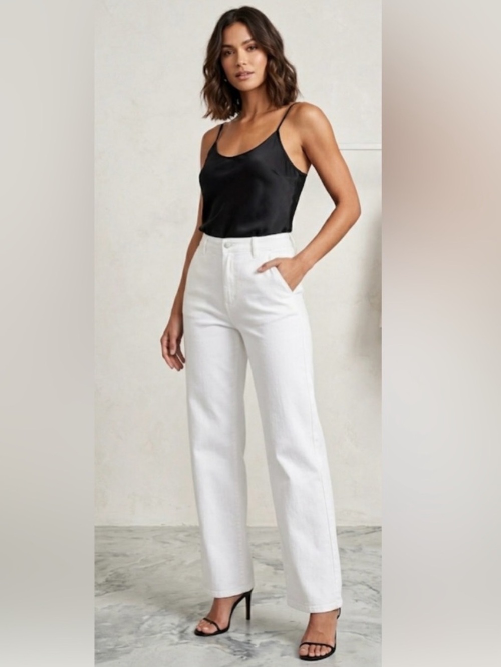 Avec Les Filles Ecru High Rise Straight Leg Jeans Size 30 NWT